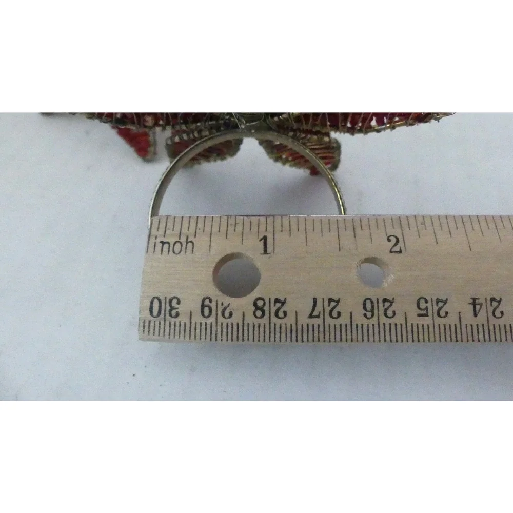 Red Bead Wire Wrapped Flower Napkin Rings Set‎ of 4 Layered Dimension Gold